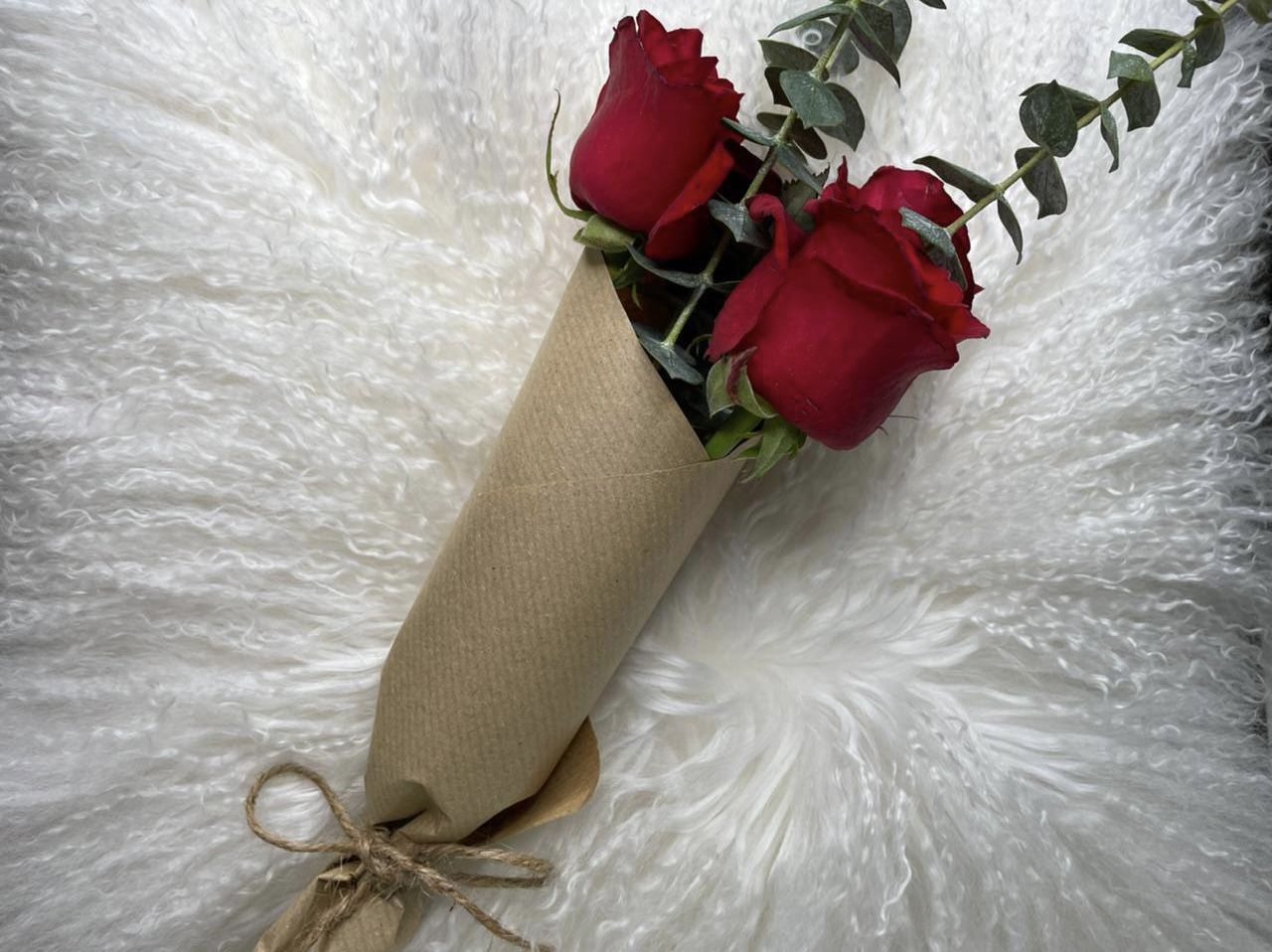 ميني بوكيه احمر