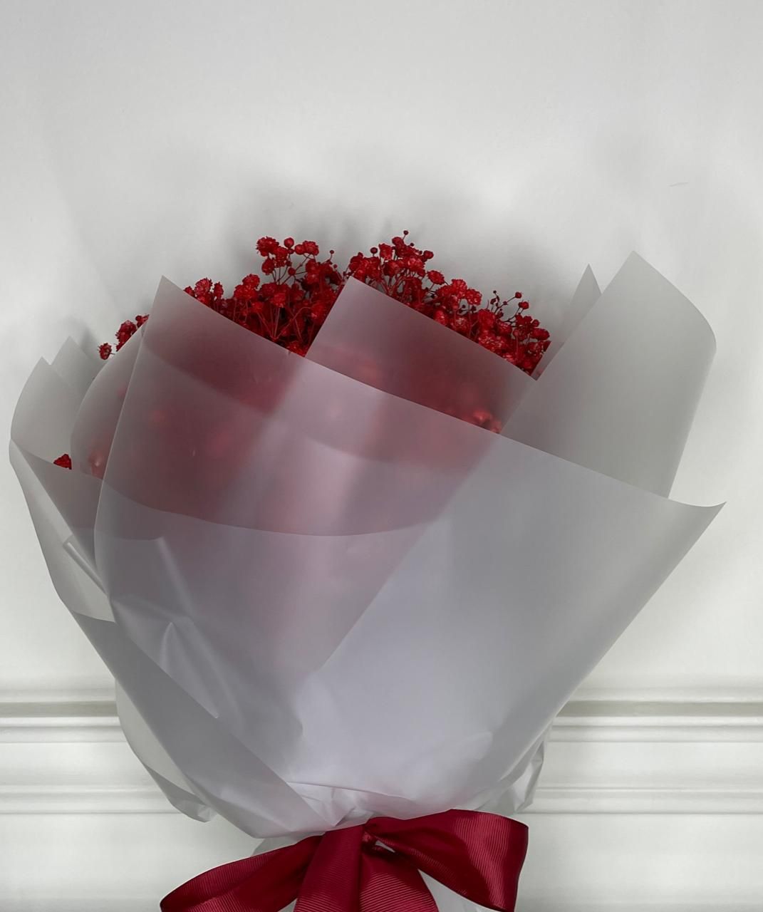 ورد جبسوفيليا أحمر 